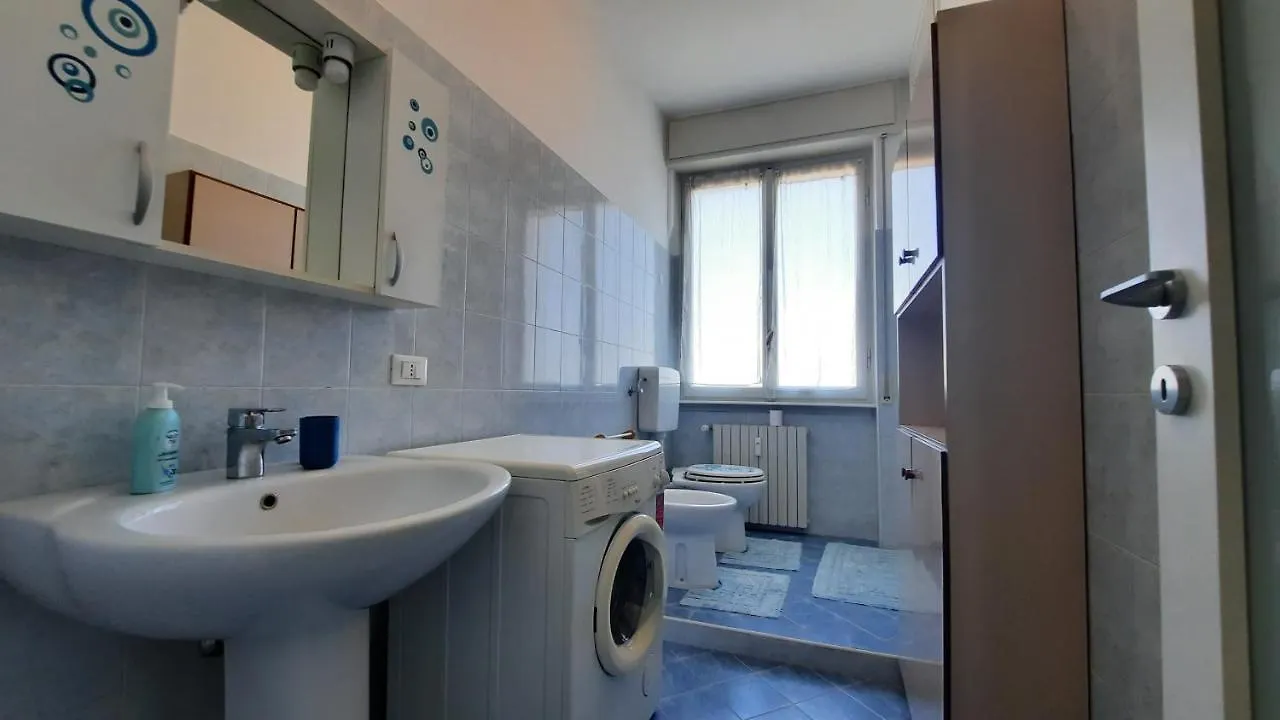 Appartamento Romolo - M2, Navigli, Iulm, Bocconi, Naba Milano Italia
