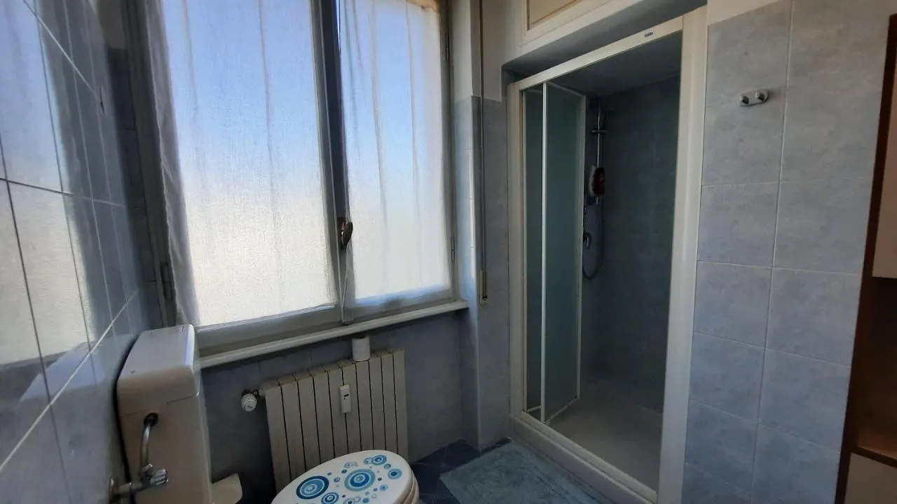 Appartamento Romolo - M2, Navigli, Iulm, Bocconi, Naba Milano 0*,