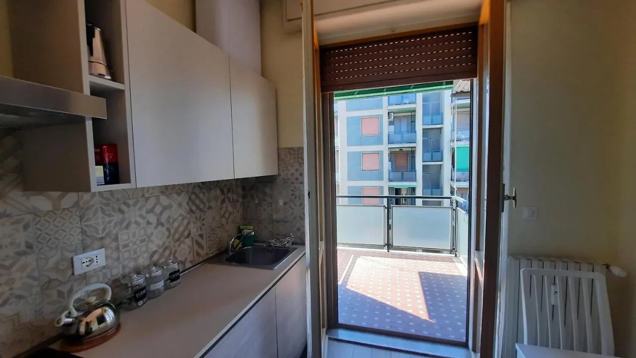 Appartamento Romolo - M2, Navigli, Iulm, Bocconi, Naba Milano